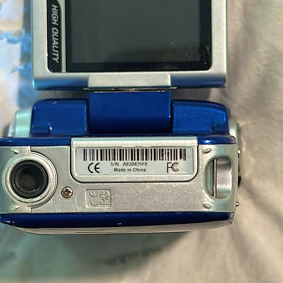 DXG 565V 5.1MP Digital Video Movie Camera  - Blue Vintage untested - Picture 8 of 11